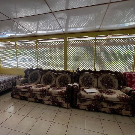 Pension Punahaa Нуку-Хива Экстерьер фото